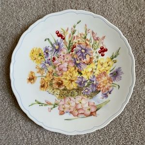 Royal Doulton fine bone china